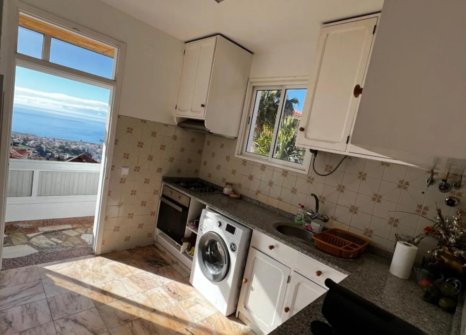 Home Away From Home Funchal  Portugalsko
